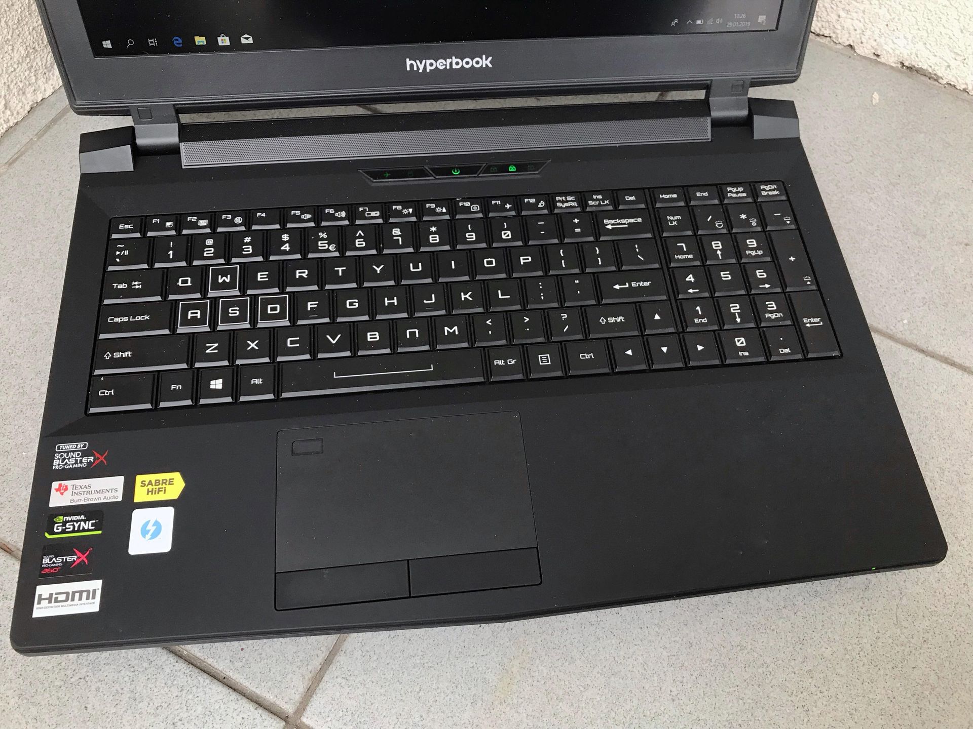 Premiera! Test laptopa Hyperbook X15 z kartą graficzną GeForce RTX 2070 5