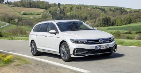 Odświeżony Volkswagen Passat GTE już w polskich salonach - znamy ceny