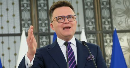 Hołownia: młodzi pokładają nadzieję w oszołomach