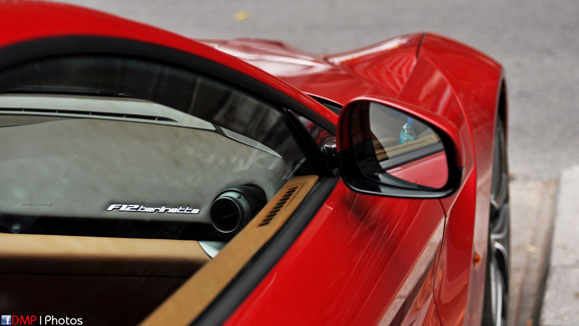 Ferrari F12berlinetta ulicznie 2