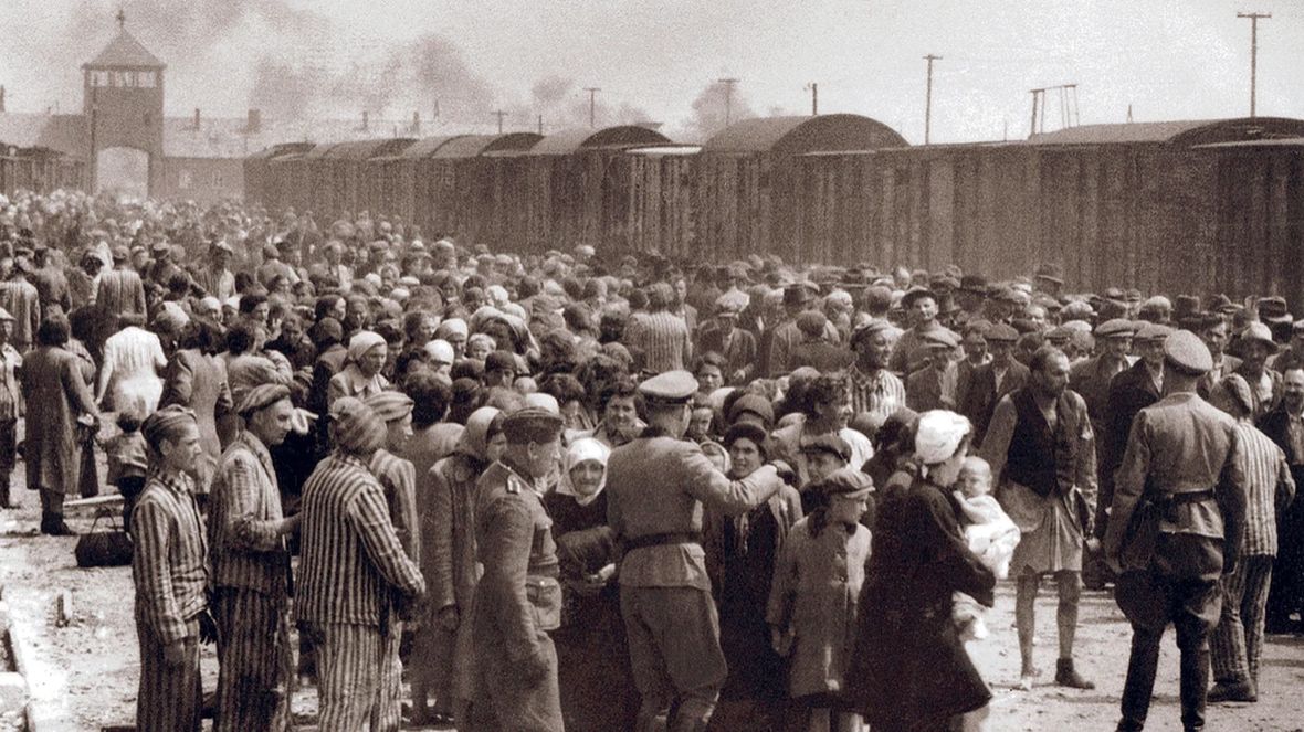 Selekcja Żydów na rampie KL Auschwitz