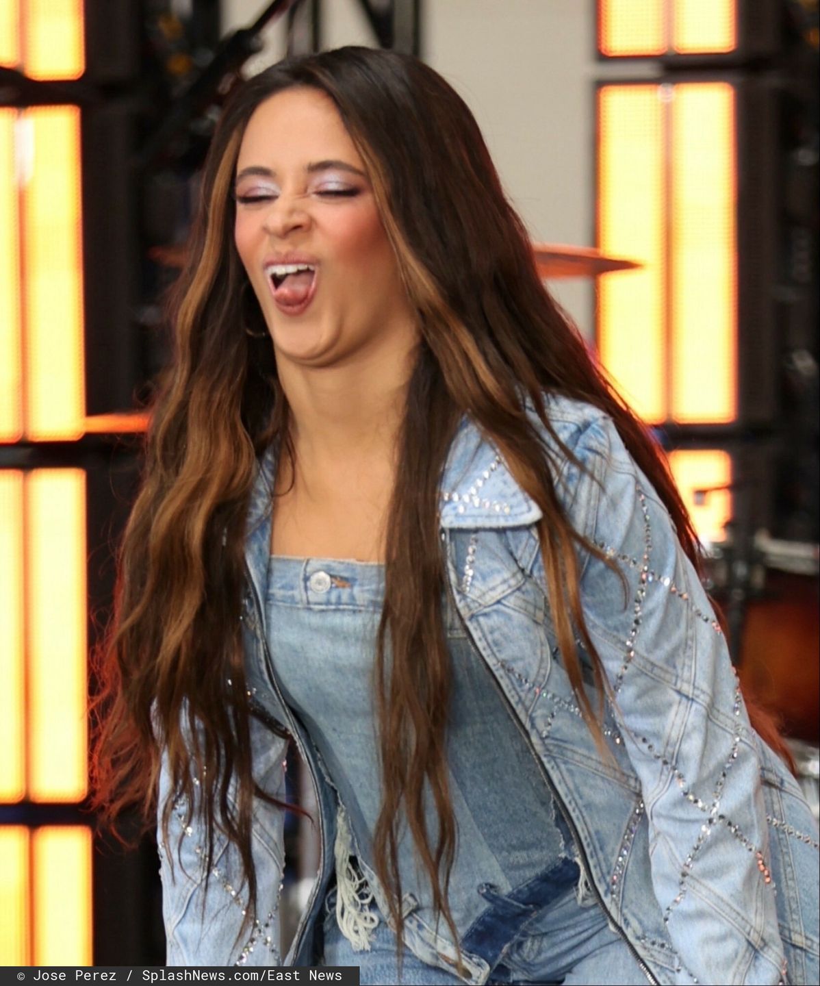 Camila Cabello prezentuje wachlarz min