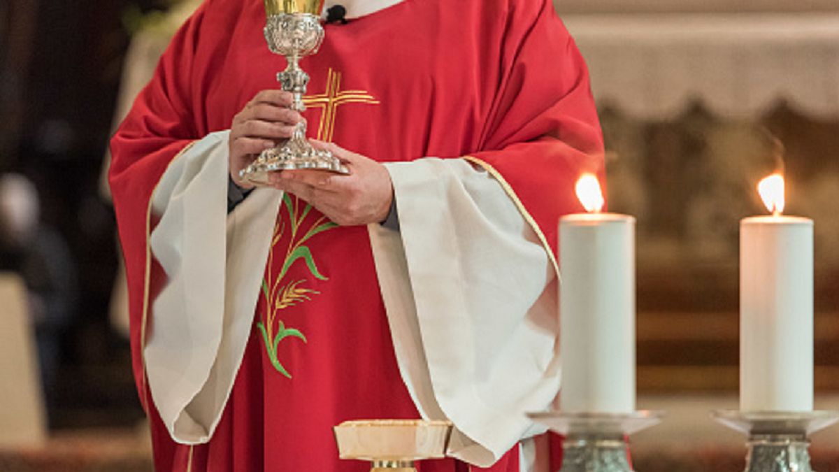 Ksiądz spowodował wypadek (zdjęcie poglądwoe)