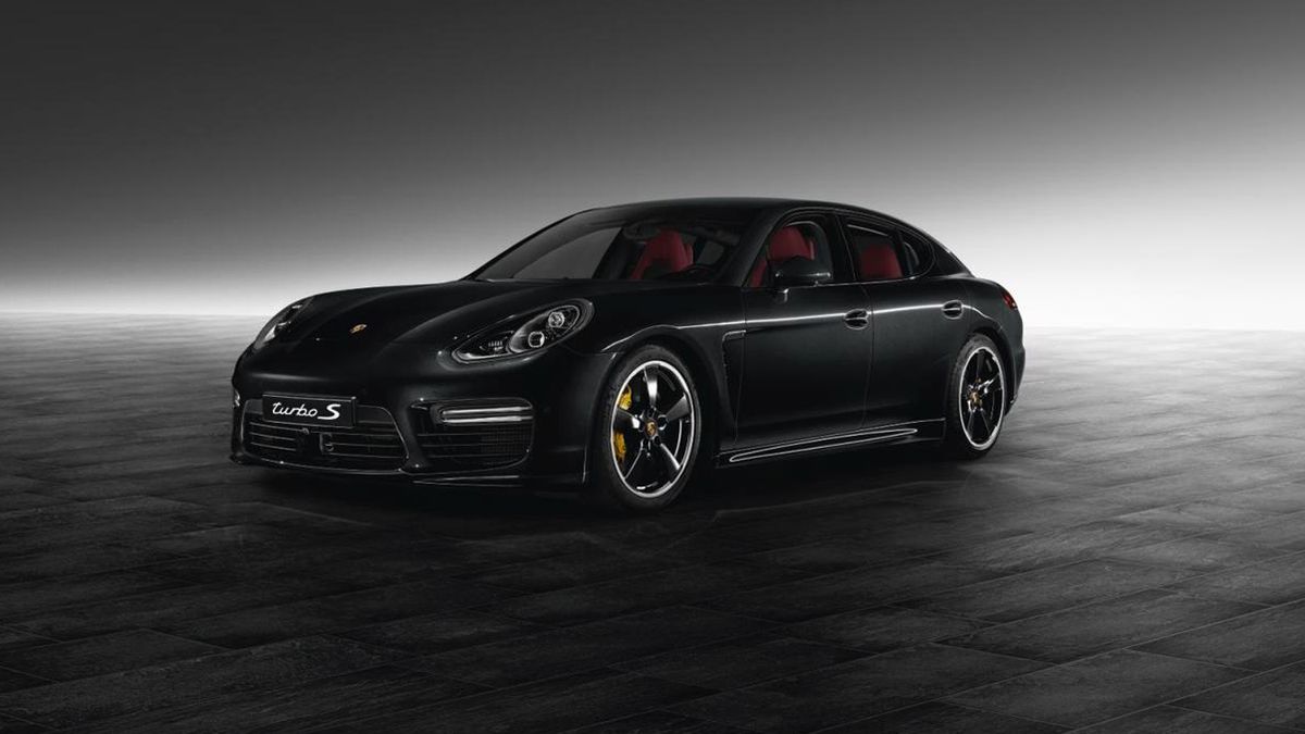 Jet Black Metallic dla Porsche Panamery 1