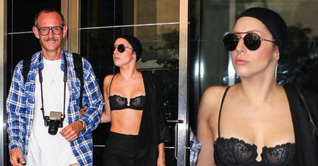 Gaga w koronkowym biustonoszu!