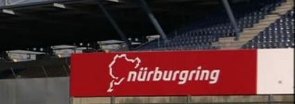 Wnętrze GT-R na Nurburgringu