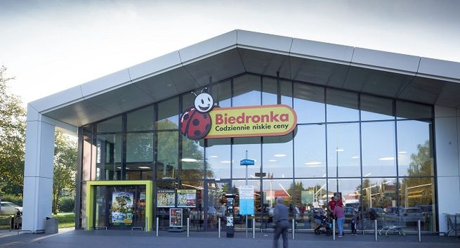 Sprzedaż w Biedronce ponad 20 proc. w górę. Przybędzie 150 sklepów