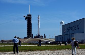 Satelity Starlink nad Polską. Startują o 21:30