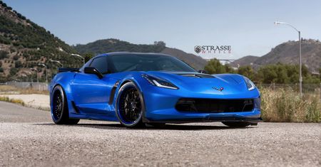 Corvette C7 Z06 Laguna Blue - agresja w chłodnych barwach
