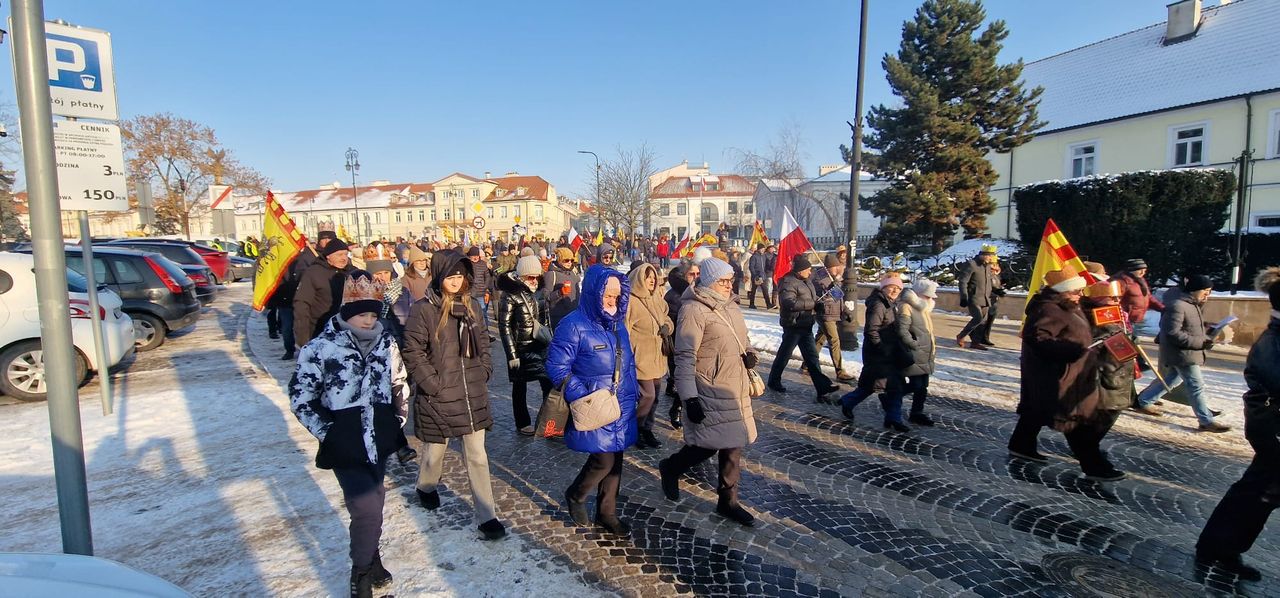 Przemarsz Orszaku Trzech Króli w Płocku.