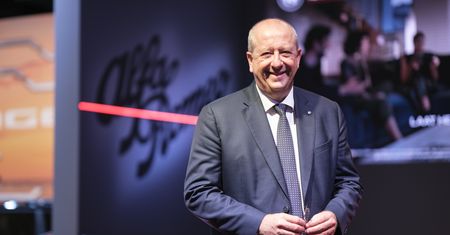 "Chińczycy? Szykujmy się na Hindusów". Szef giganta motoryzacyjnego ostrzega