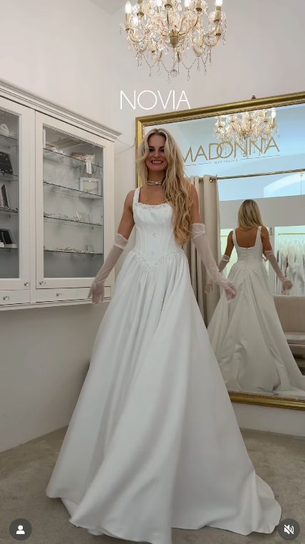 Anita z "ŚOPW" wybiera suknię ślubną