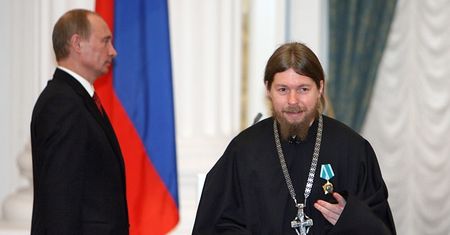 "Spowiednik Putina" przemówił. Zdradza, co się z nim dzieje