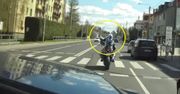 Wulgarne zachowanie motocyklisty. Filmik trafił do sieci