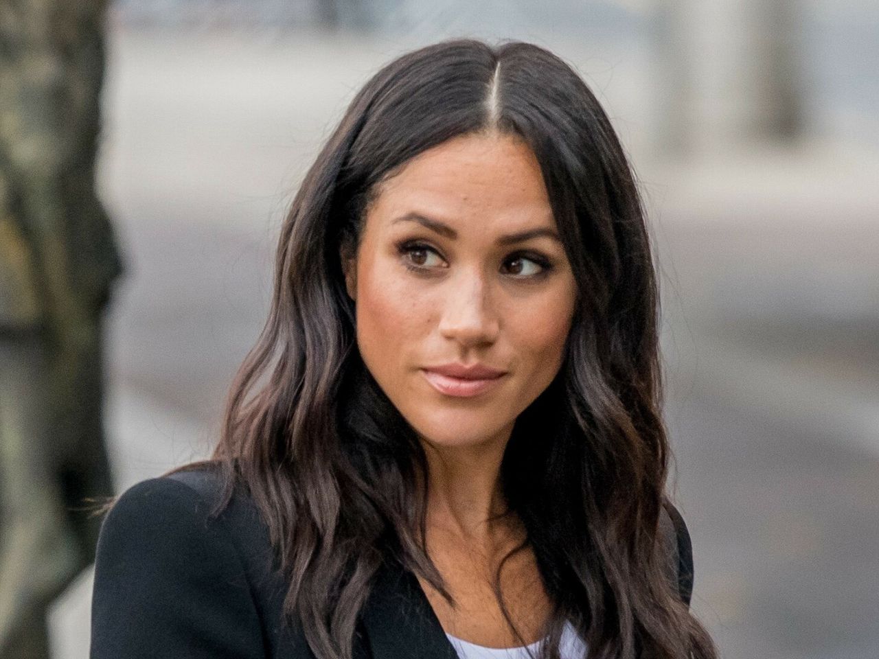 Księżna Meghan Markle to niezłe ziółko. W przeszłości spotykała się z gwiazdorem porno i uwielbiała flirtować