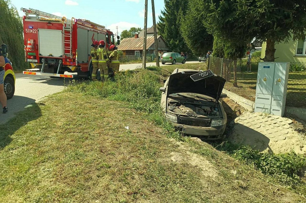 Pijany staranował volkswagena. Wylądował na ogrodzeniu. 13-latek w szpitalu