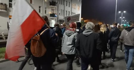 Strajk kobiet w środę. Co nas czeka? Firmy ostrożne, eksperci podzieleni