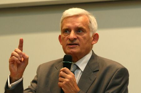 Buzek poparł w Białymstoku kandydata PO