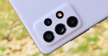 Koniec robienia klientów w bambuko. Przyszłe smartfony Samsunga mają mieć mniej aparatów