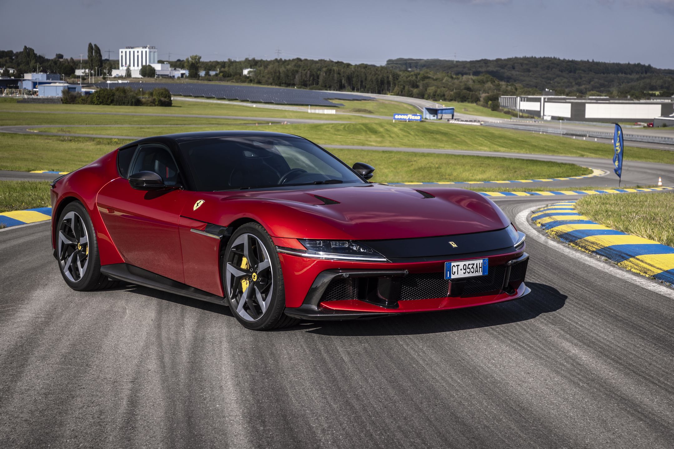 Ferrari 12Cilindri