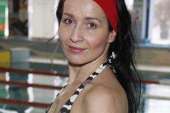 Miał ją zdradzić z inną aktorką. Znana teściowa stanęła po jej stronie