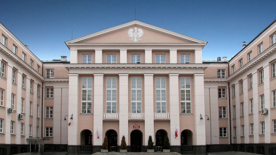 NIK prześwietla instytucje podległe rządowi. 419 mln zł na nagrody za 2019 r.