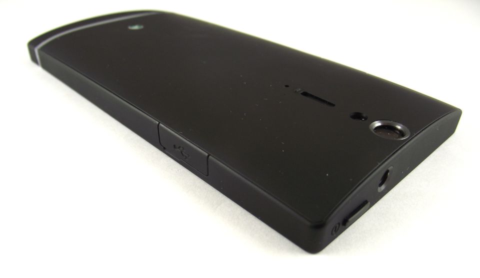 Sony Xperia S - piękna i bestia [test] 7