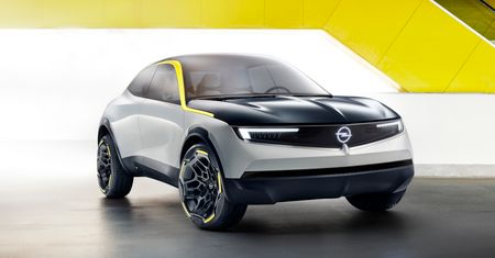 Niemieckie pochodzenie i ekscytacja za kółkiem. Opel odważnie promuje GT X Experimental