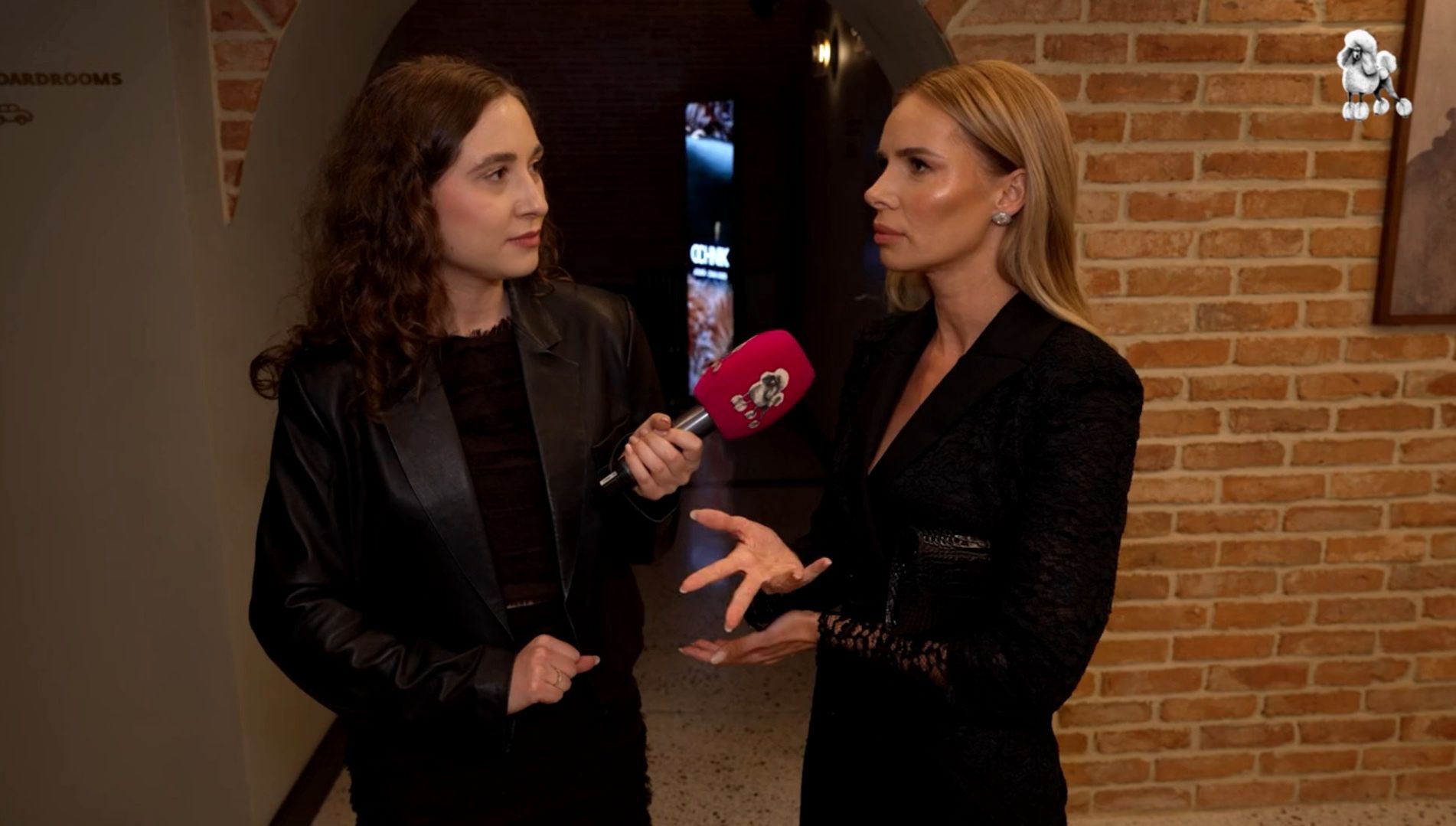 Izabela Janachowska, Simona Stolicka
