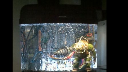 Obudowa w stylu BioShocka godna Wielkiego Tatuśka 1