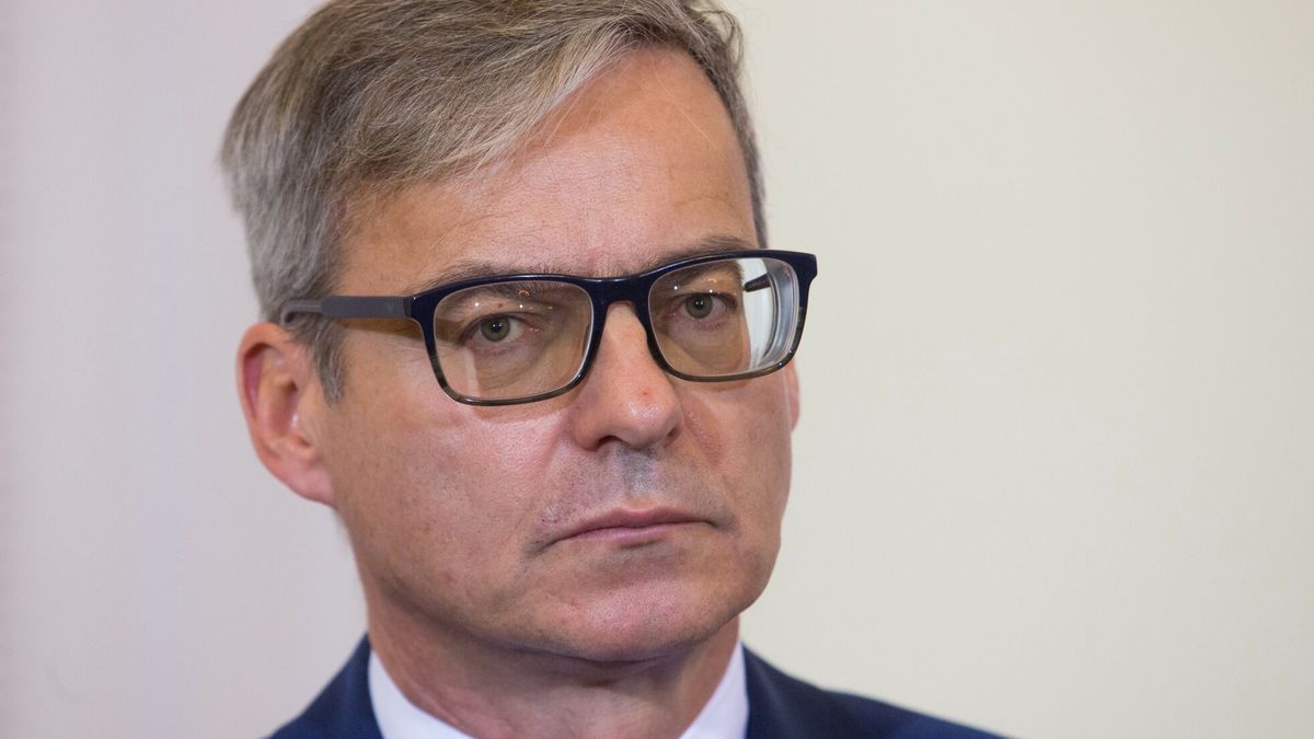  Mirosław Czekaj, prezes  Banku Gospodarstwa Krajowego