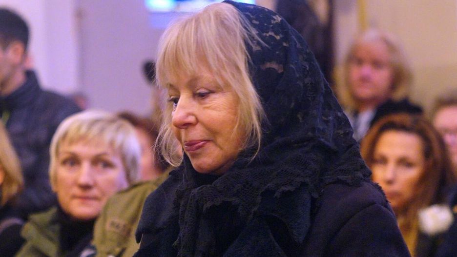 Ewa Złotowska na pogrzebie męża w 2017 r.