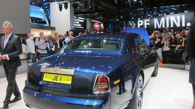 Rolls-Royce Phantom Coupe JE1