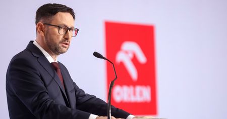 Obajtek ostrzega, że to pierwszy krok ku prywatyzacji Orlenu. "Niech nie przesadza"