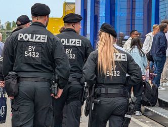 Wielki skandal w Niemczech. Wywiesił kartkę w sklepie. Oto co napisał