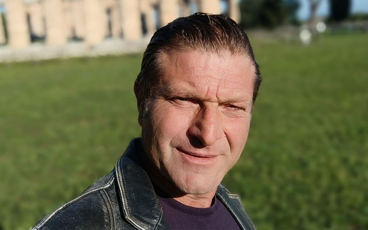 Zjadł kanapkę z wędliną. Włoski artysta nie żyje