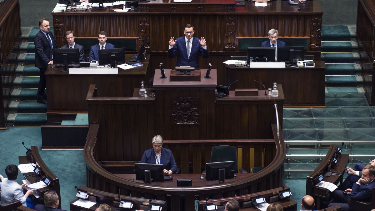 WARSAW, MAZOWIECKIE, POLAND - 2022/06/09: Prime Minister Mateusz Morawiecki speaks during a session of the Polish Sejm at the lower house of the Polish Parliament. (Photo by Attila Husejnow/SOPA Images/LightRocket via Getty Images)