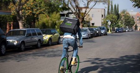 Uber Eats startuje w Lublinie. Koniec z długim czekaniem na jedzenie