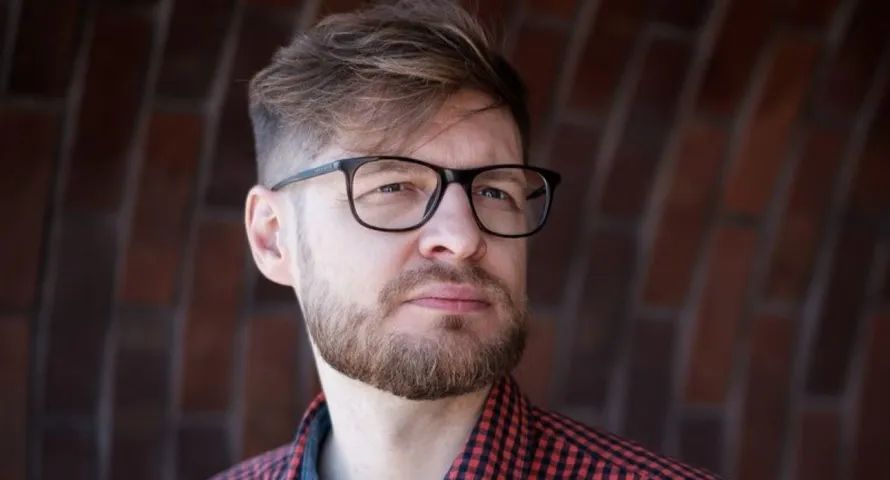 W portalu Kanału Zero nowy ekspert od Rosji. Współpracował z TVN24 i TVP Info