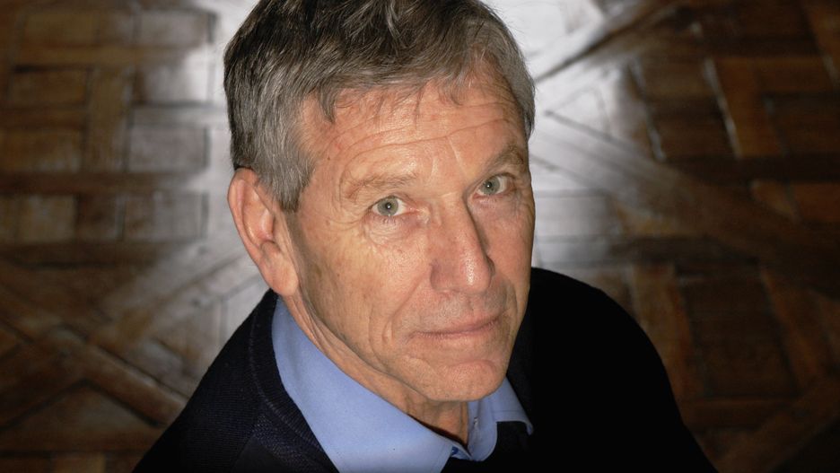 Nieżyjący już Amos Oz