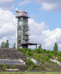 Warszawa. Reanimacja zdziczałego stadionu. Miasto odnawia Skrę