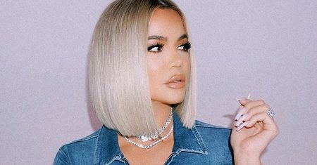 Khloe Kardashian pozuje na Instagramie. Wygląda świetnie