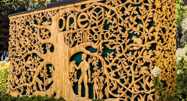 Allegro ma już 3 tys. swoich automatów paczkowych