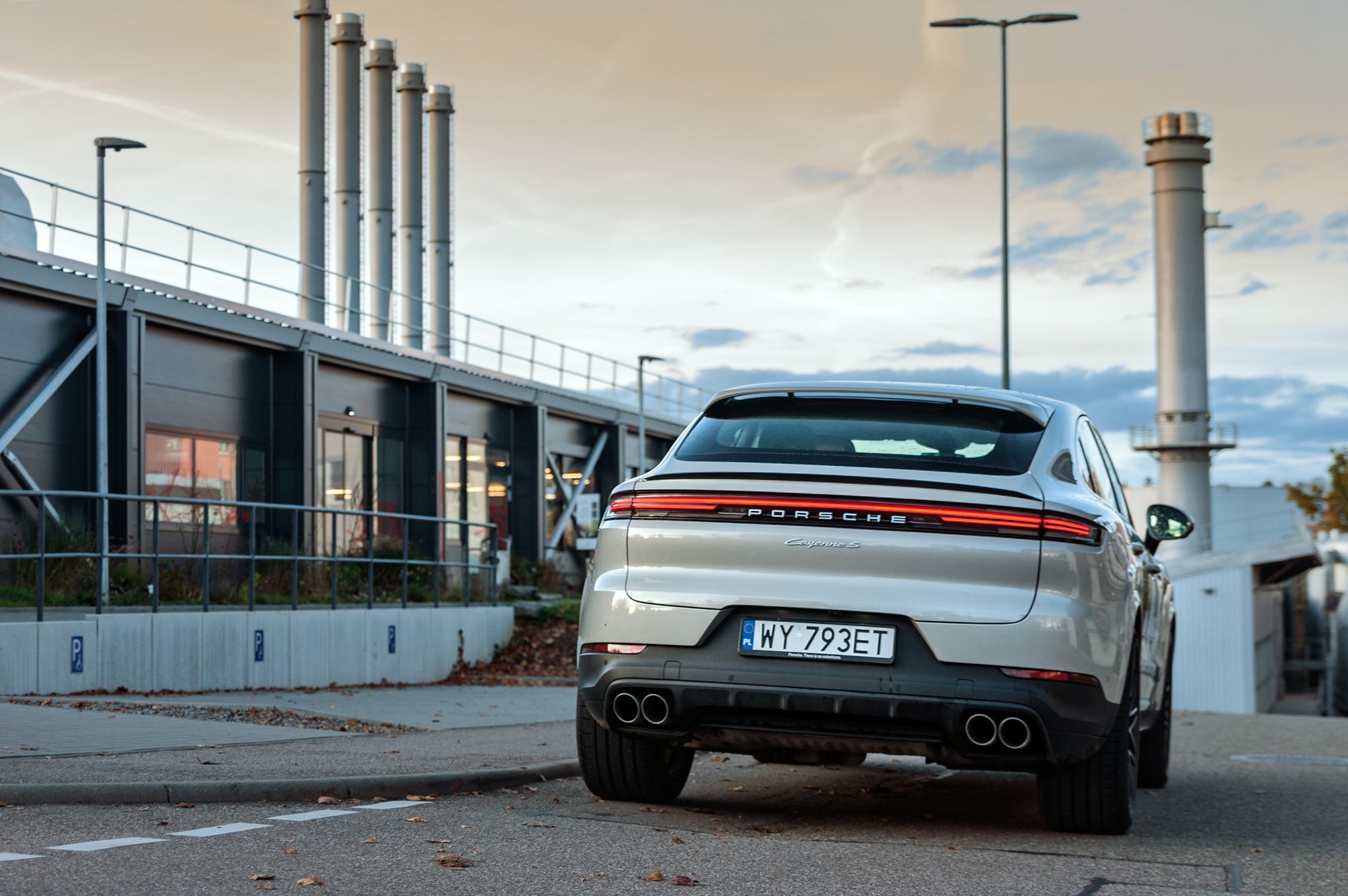 Porsche Cayenne S w Zuffenhausen (2026) 