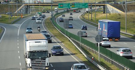 Kolejna skarga na Polskę. Warszawa pozwana ws. opłat drogowych