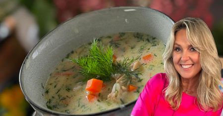 Ewa Wachowicz przygotowuje niezwykłą zupę. "Pomysł ponoć francuski, przepis na 100% polski"