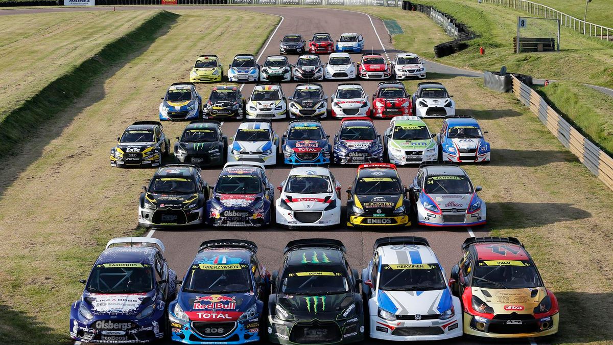 Samochody - jak w każdej dyscyplinie motorsportu głównymi gwiazdami są samochody i tu nie brakuje różnorodności