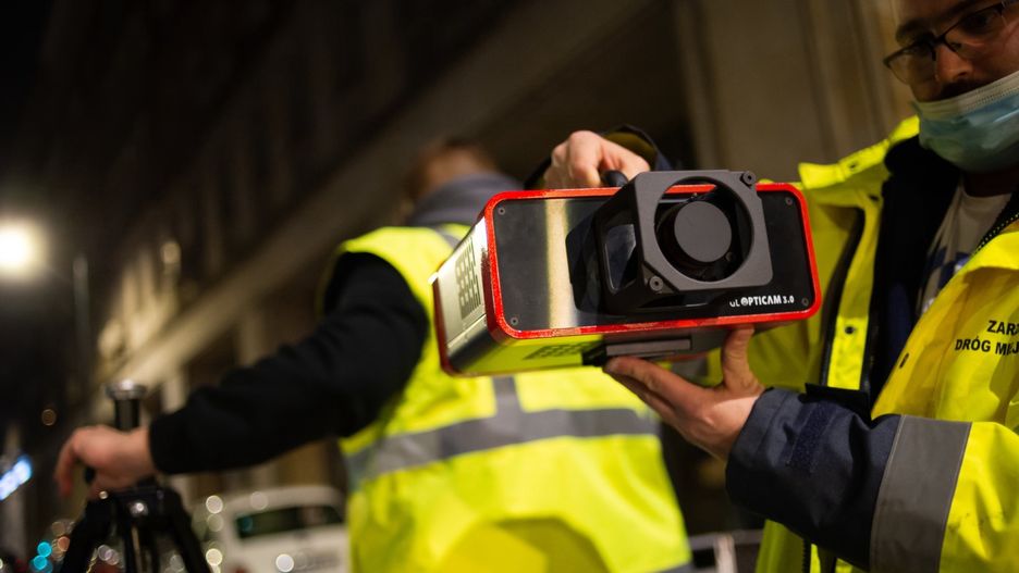 Warszawa. Drogowcy mają matrycowy miernik luminancji