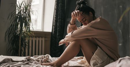 Koleżanki w pracy miały patrzeć i zazdrościć. "Love bombing" okazał się gwoździem do trumny