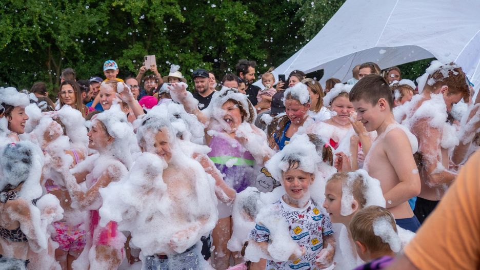 Słoneczne popołudnie pełne zabawy w Kobylcu